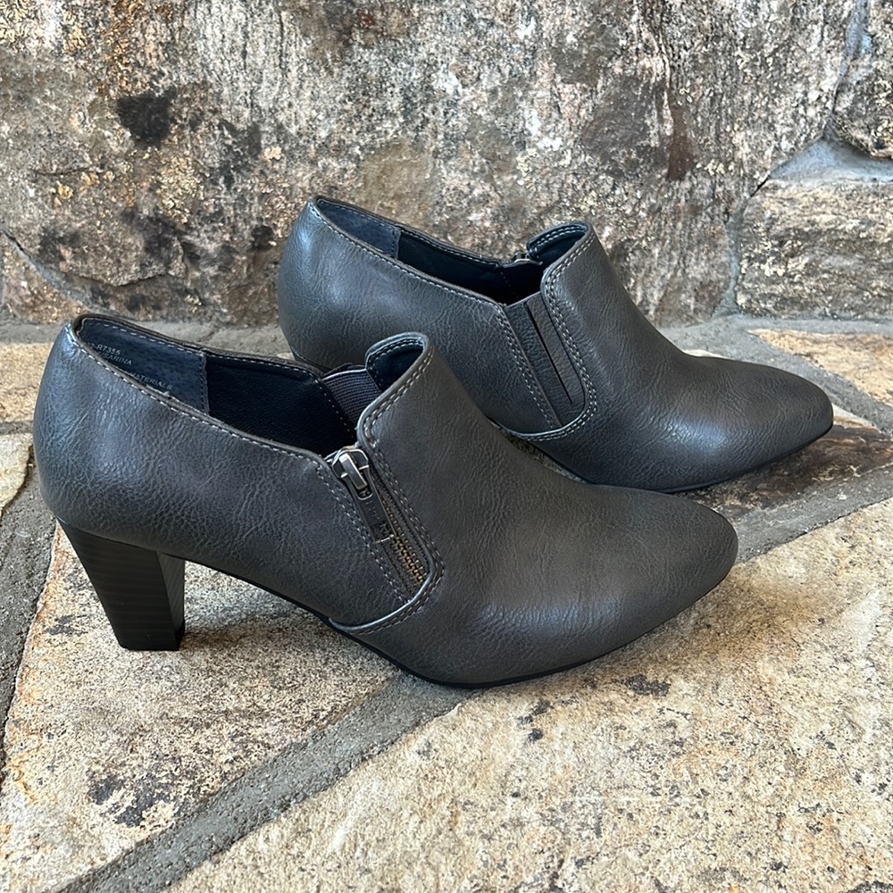 Rialto Ankle Booties